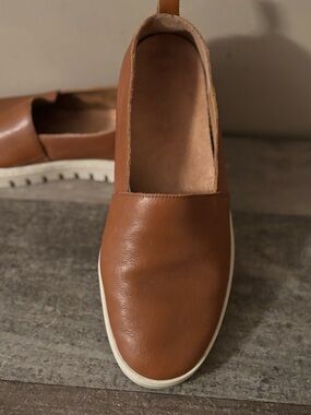 Vionic Brown Leather Slip-On Loafers